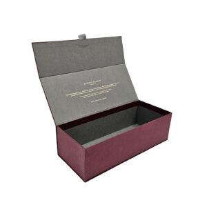 Baudoin & Lange Maroon magnetic box with magnets on lid