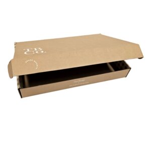 TARTAN BLANKET CO large Mailing die cut box 2 colours cream and grey